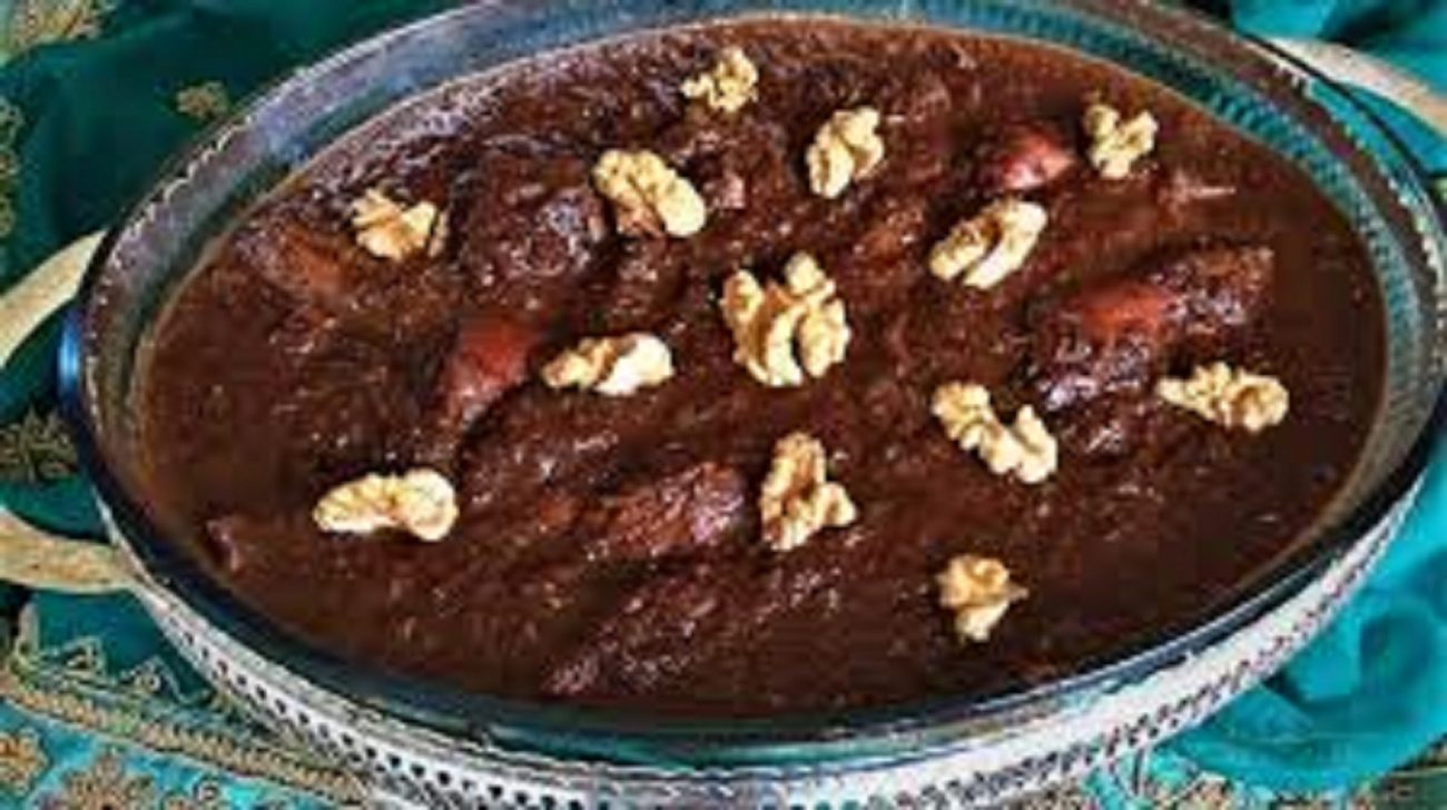 فسنجان با مرغ